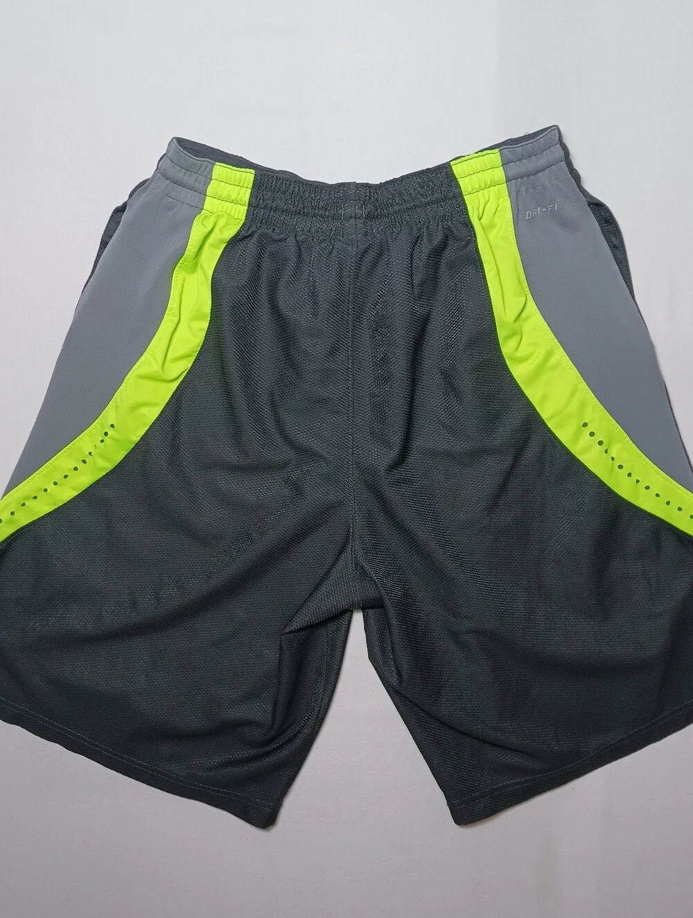 Nike Elite Mens Dri-Fit Basketball Mesh Shorts Large Black Neon Green